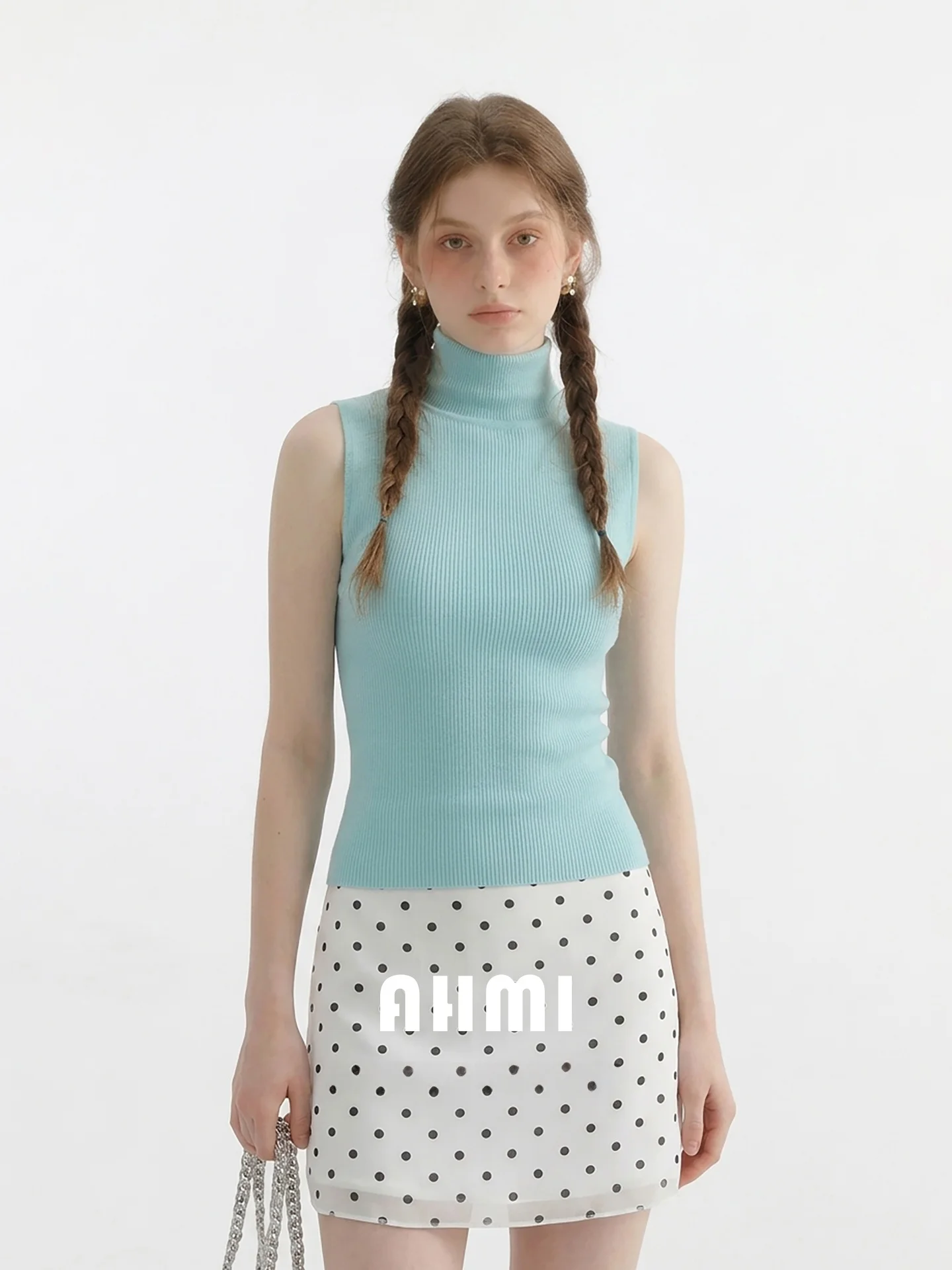 

Элегантный минималистичный жилет-безрукавка с высоким воротником AHMI: новая модная женская базовая блузка для весны и лета, дышащая и комфортная