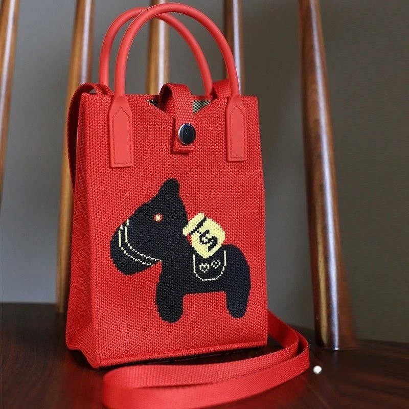 

Большая вместительная женская вязаная сумка через плечо, моющаяся сумка для телефона, красная сумка-конверт, подарочная сумка, модная весенняя коллекция