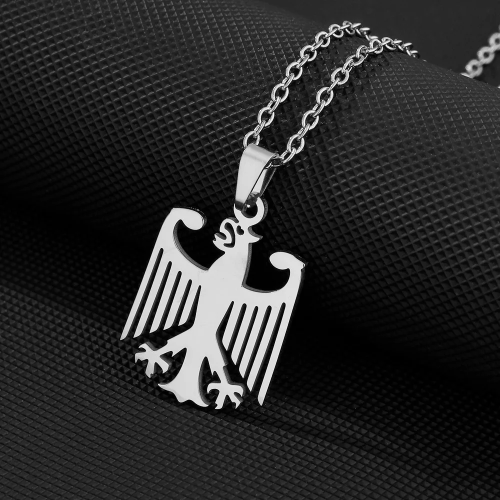 عبر الحدود نمط جديد مخصص الفولاذ المقاوم للصدأ الألمانية النسر الشعار الوطني زوجين قلادة قلادة سترة سلسلة