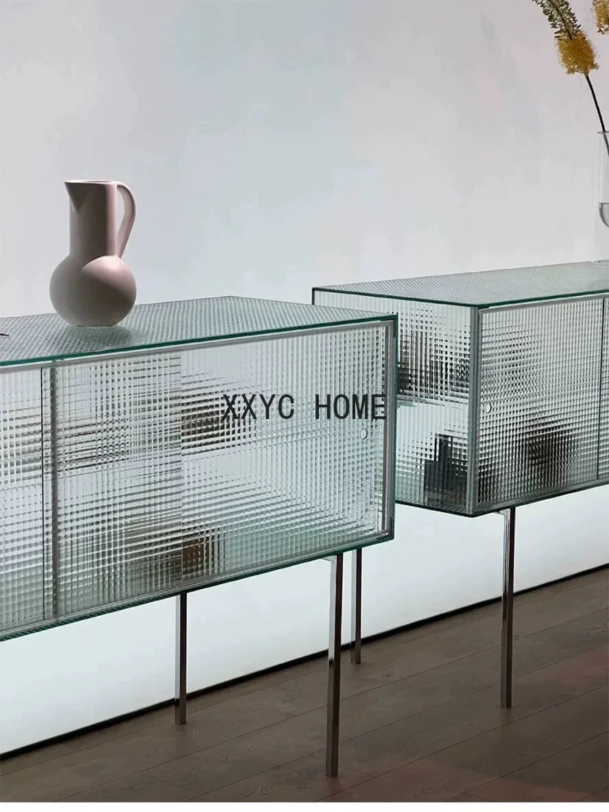 

Итальянский минималистичный комод для гостиной с полосатым закаленным стеклом Changhong