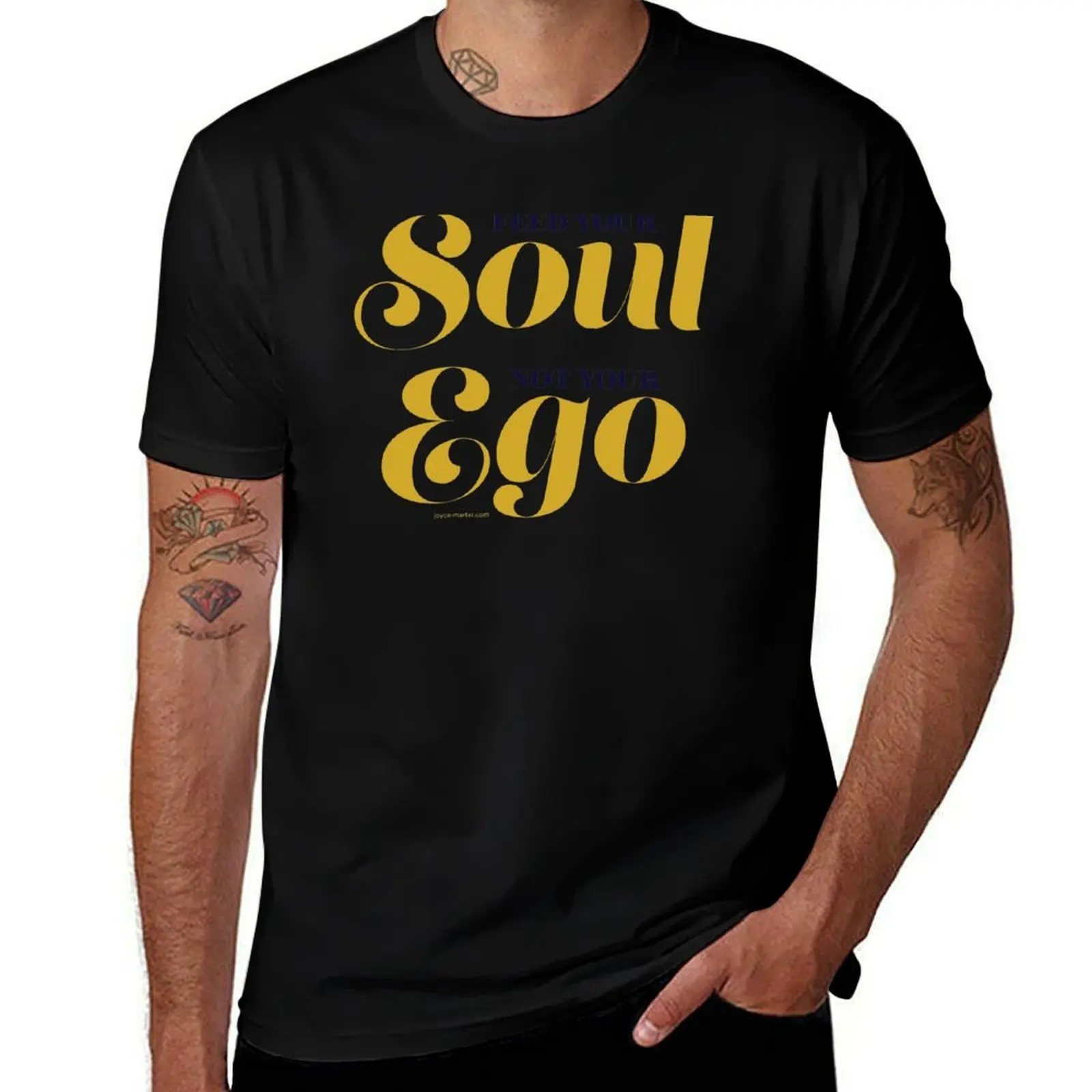 T-shirt Feed Your Soul, t-shirt simple à col rond de couleur unie
