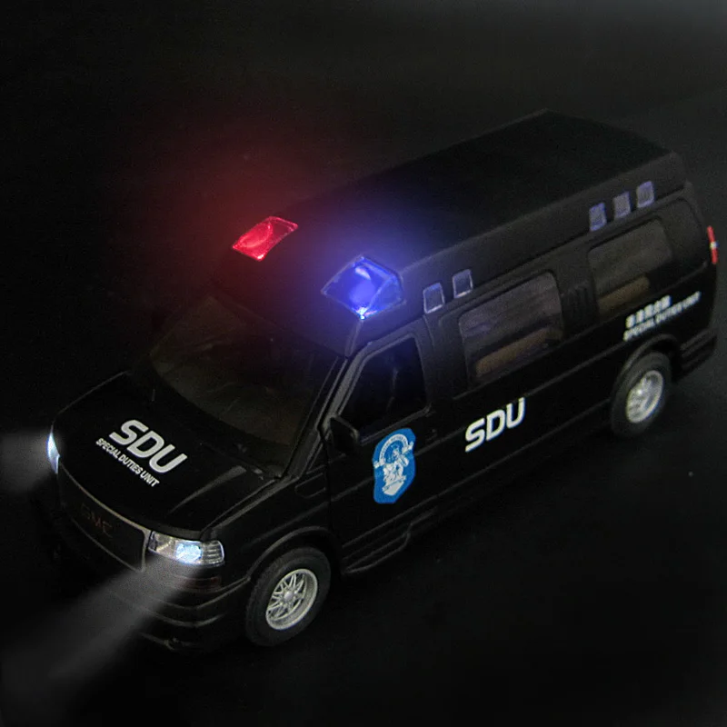 American Large MPV GMC Savana Police Car ShengHui 1:32 Alloy Collection Model Car Simulation Exquisite Diecasts & Toy Vehicles