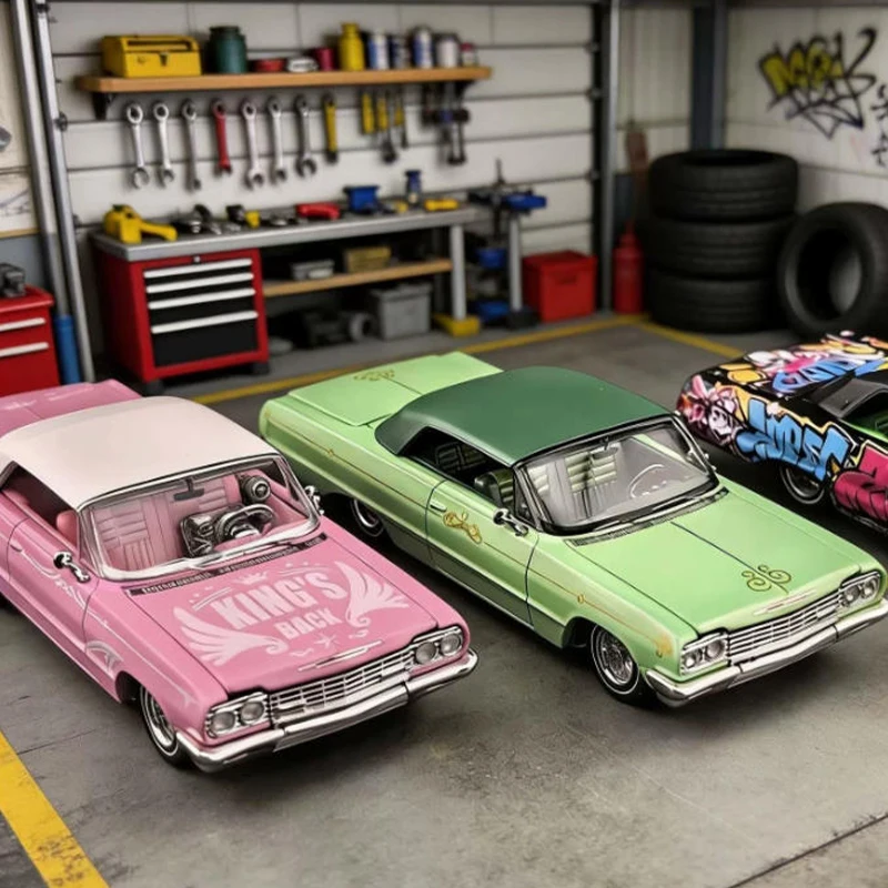 1:64 Scale Impala Lowrider Simulation Alloy Car Model Static Display Collectible Toy Gift Souvenir Decoration