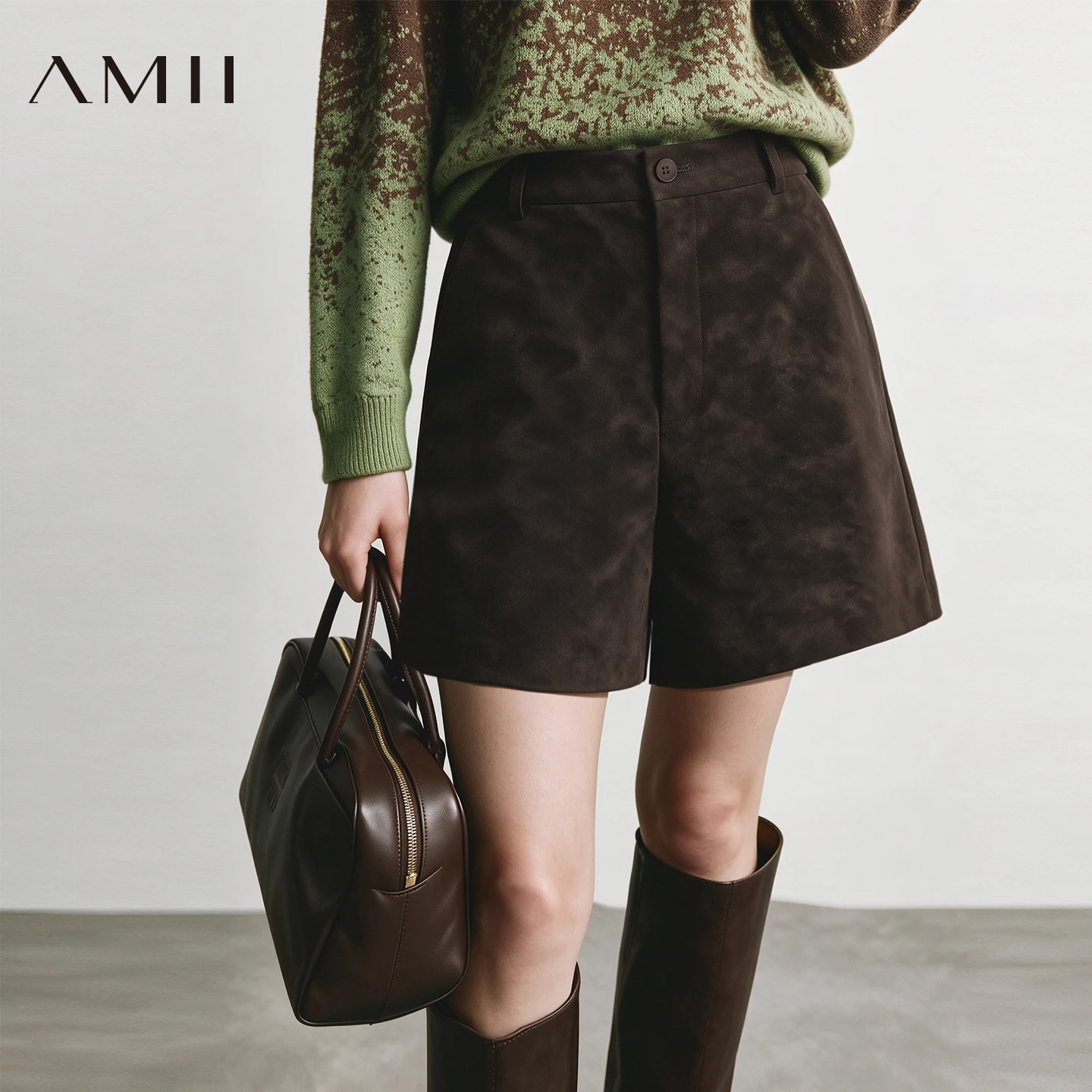 Amii Women's Straight Shorts Pants A-line Slimming Faux Suede Versatile Clothing Fashion Casual Shorts for Women Autumn 12623141