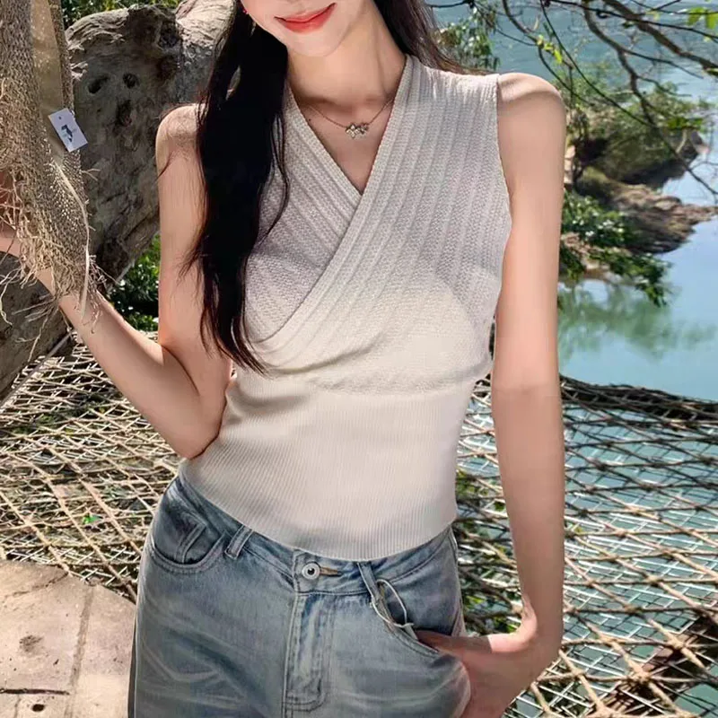 

Sweaters Knitted Sweater Women Pullovers New Summer Sleeveless Knit Sweater Pullover Women Tops Slim V-Neck Women Clothing Q4649