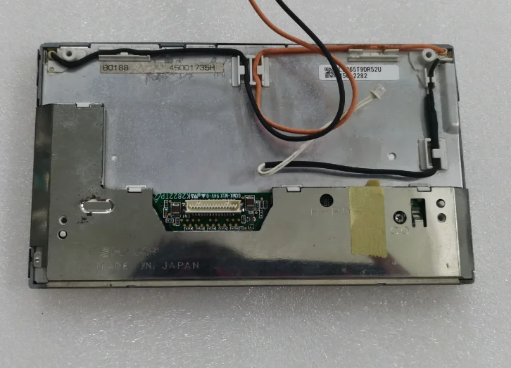 LQ065T9DR52U LQ065T9DR52 400-240 6.5 Inch LCD Screen For BMW E60 5 Series GPS Navigation For year 2009