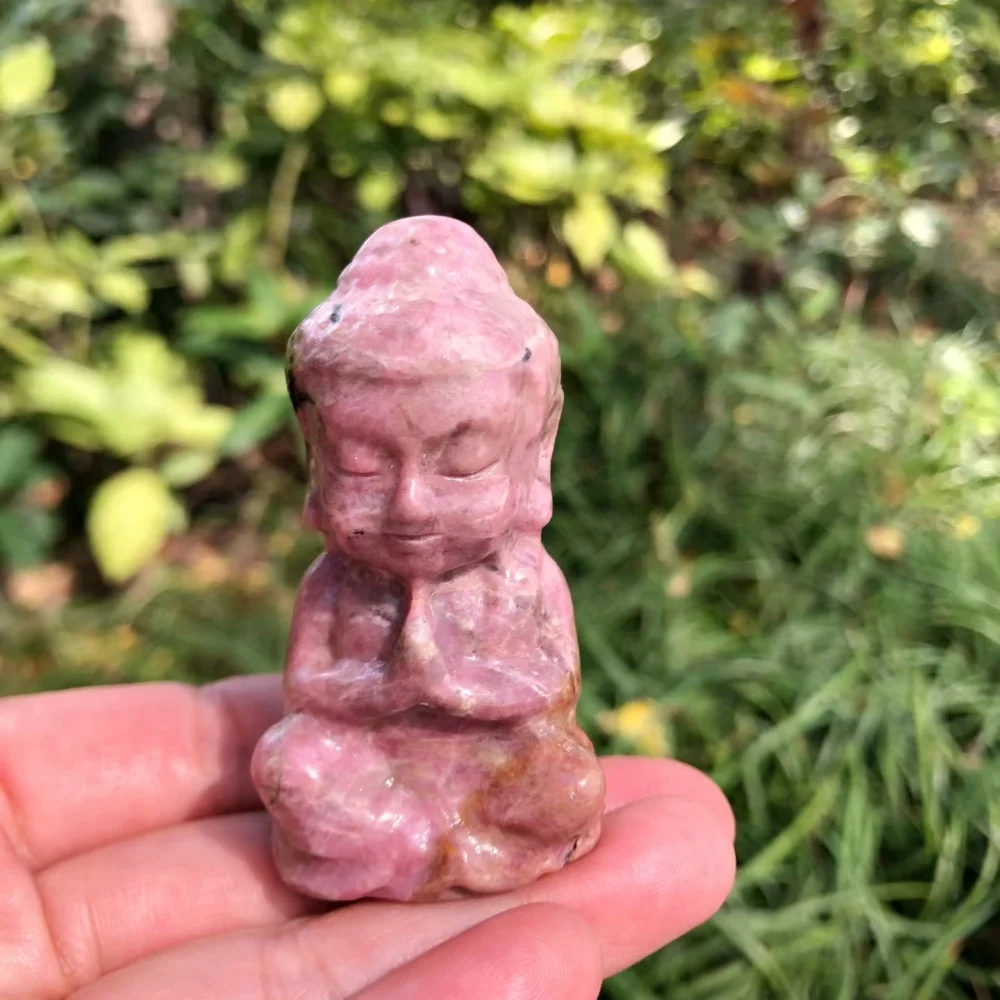 1pcs Natural Pink Rhodonite Crystal Baby Buddha Praying Figurine Reiki Healing Statue Home Decor Christmas Gift