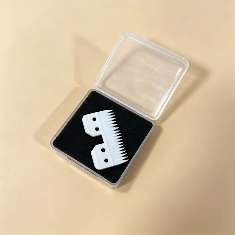 Pet Grooming Accessory 18 Teeth Standard Ceramic Moving Blade High Toughness Durable Blade Fit Oster A5 Clipper Series2419793