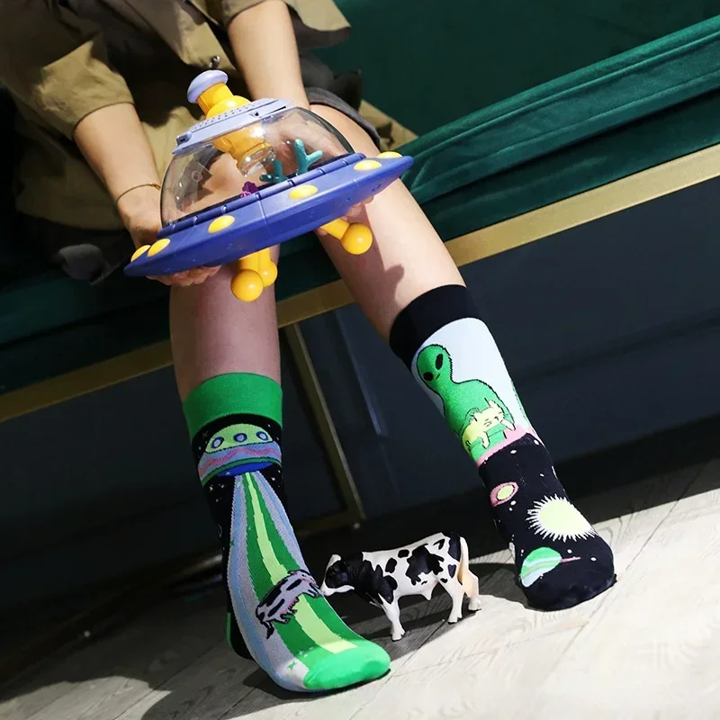 2024 Mandarin duck asymmetric ab socks net red ins animal and plant in the tube cartoon fashion sports cotton socks