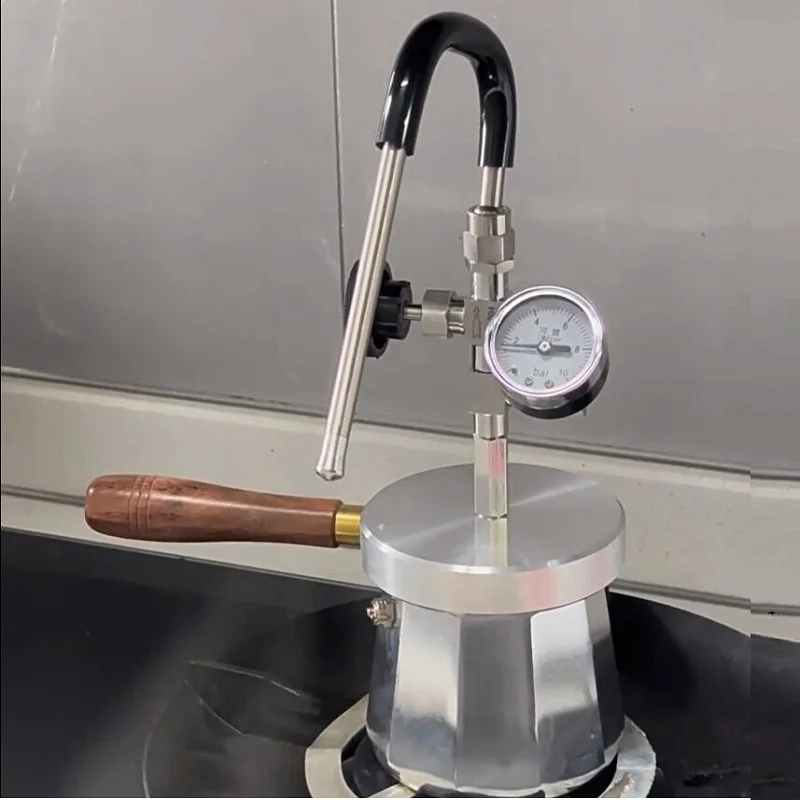2023 New Mini Style Cofior Coffee Milk Foam Steamer Moka Pot 4 Bar Portable Milk Foaming Maker