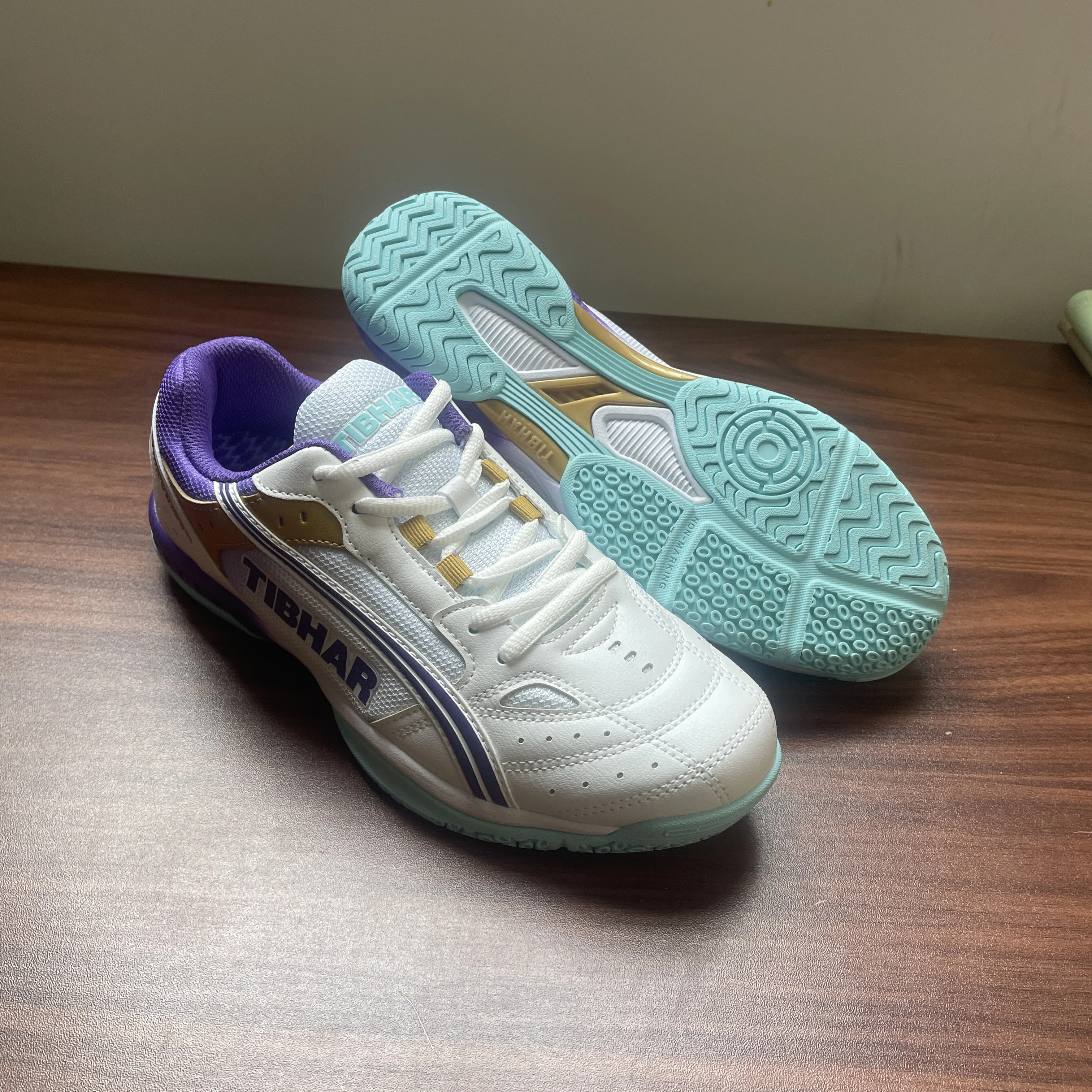 Professionelle Tischtennisschuhe für Herren. Tennisschuhe für Kinder. Doppelte Sportschuhe. Leichte Badmintonschuhe für Fitnesstraining