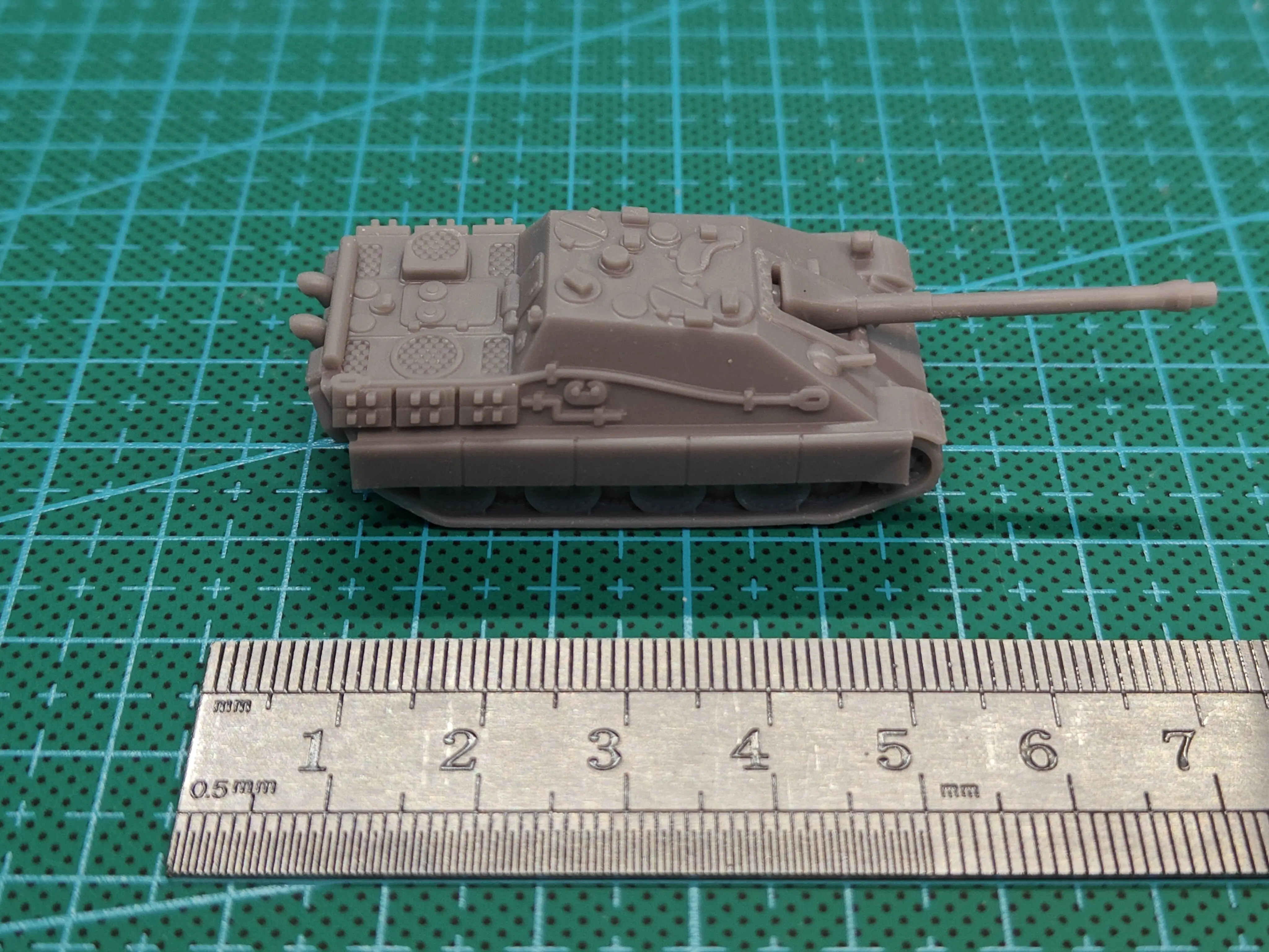 1/144 Scale Jagdpan…