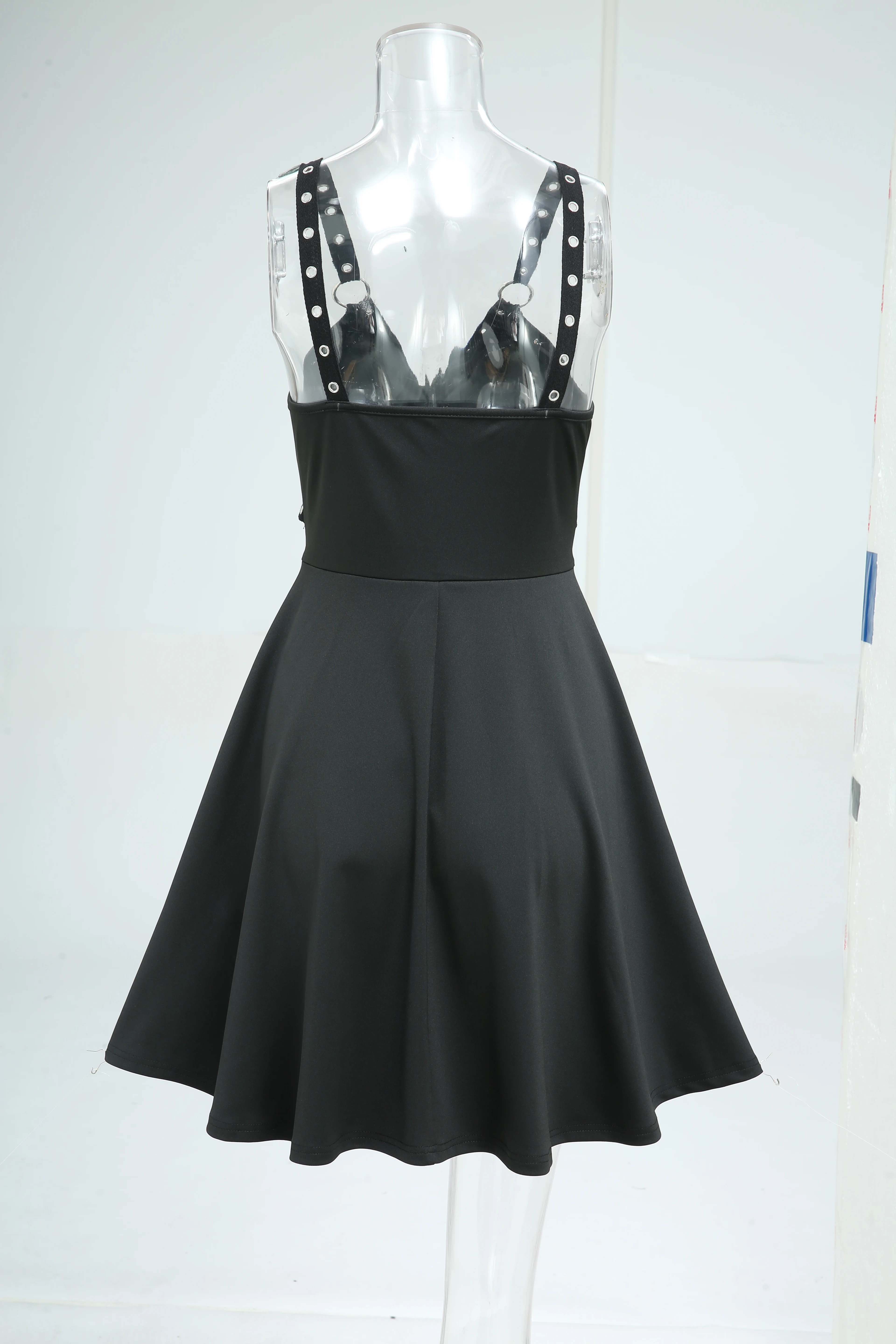 2026 New Gothic Straps Grommets O-Ring A Line Dress Vestidos Women Summer Sleeveless Black Dresses