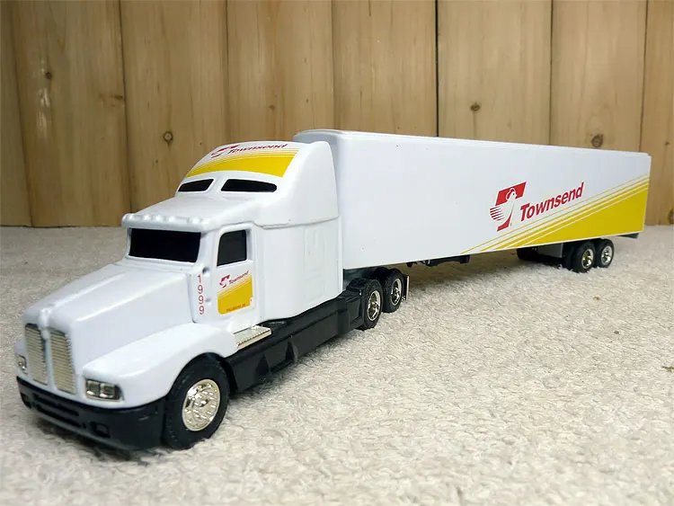 

Diecast ERTL 1:64 Scale Townsend 1999 Container Alloy Car Model Collectible Toy Gift Souvenir Display Ornament