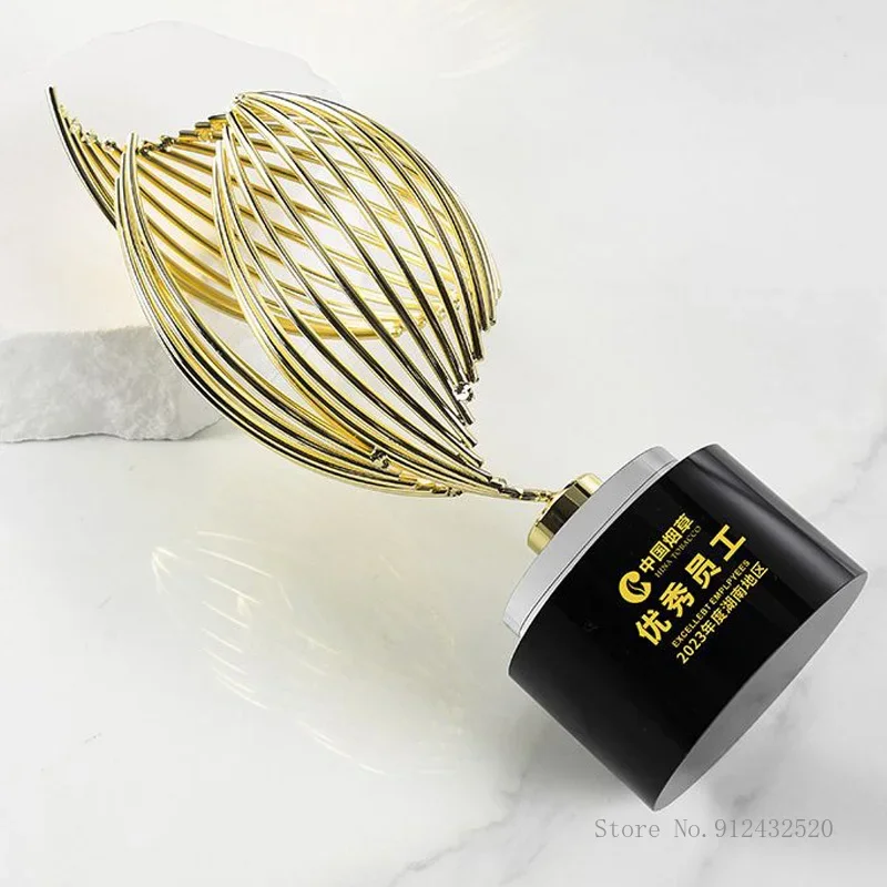 Customization Creative Premium Art Metal Trophy Enterprise Excellent Employee Award, Crystal Base Wood Engraving Decoration, 1Pc