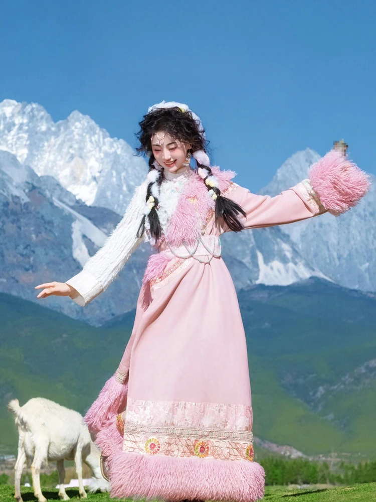 

New Ethnic Tibetan Women's Clothing Set Photography Portrait Style Teenage Girls Fashionable Traditional Tibetan Costume