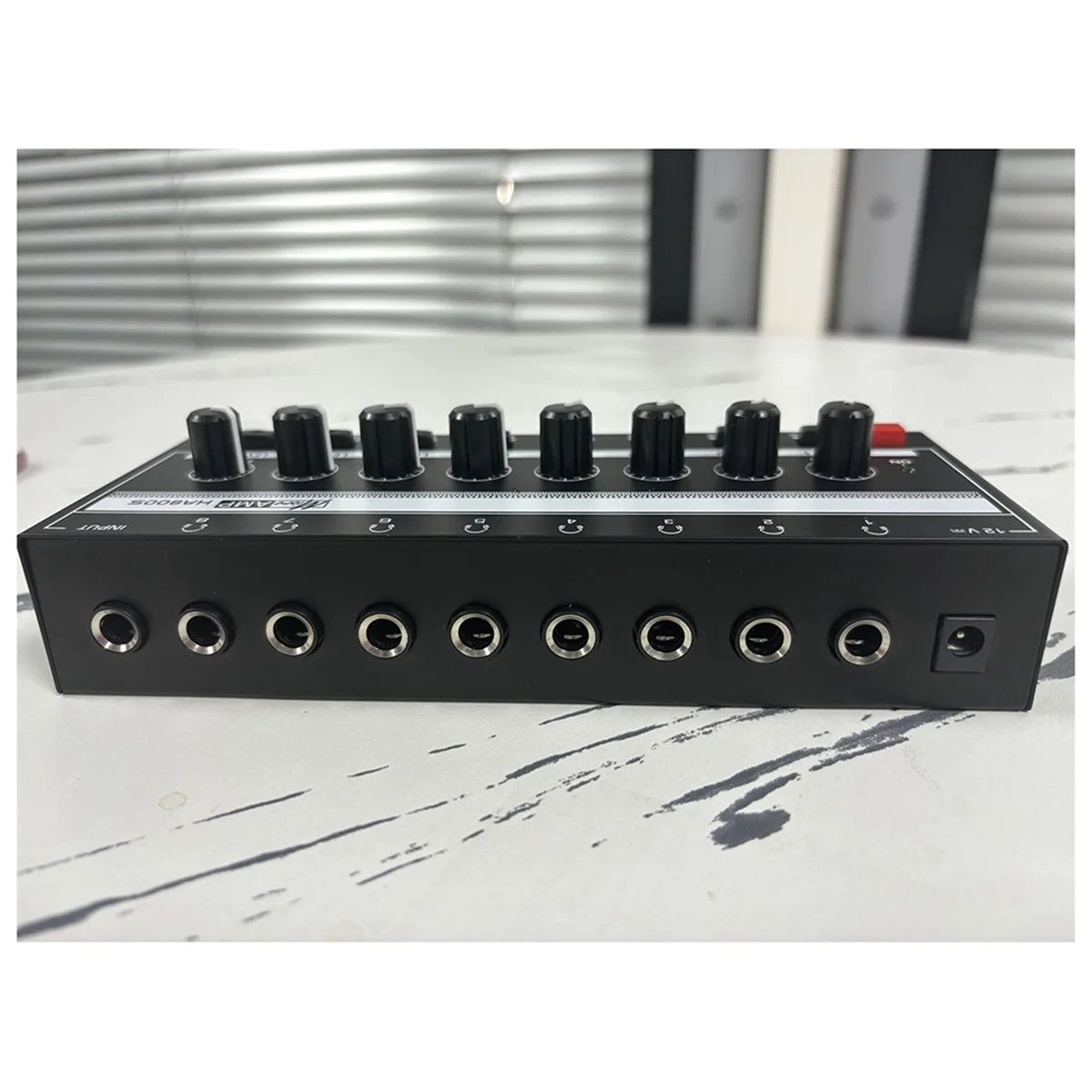 A51I 8-Channel Monitor Stereo/Mono Switch Headphone Amplifier Ultra-Low Noise Mixer Headphone Amplifier Signal Distributor