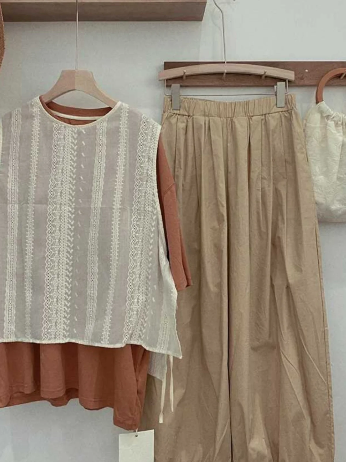 

High-End Embroidered Oversized Cotton Linen Vest with Belt Women's Faionable Layering oulder Pad Tank Comfortable Top ort Length