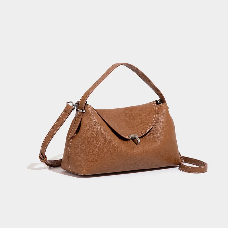 

2025 new high-quality niche design crossbody handbag versatile fashion light luxury shoulder bag commuting women's bag