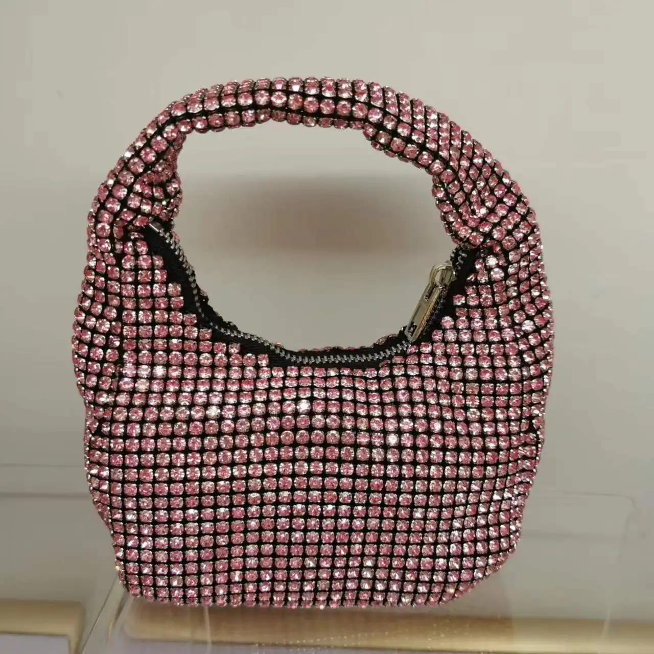 Luxury Ladies Mini King Diamond Rhinestone Flash Bag Crystal Designer Full Diamond Woman Bag Elegant Fashion Accessory sac femme