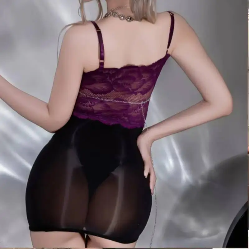 Lingerie sexy viola per adulti, gonna aderente in pizzo lucido, set di seduzione ultra-sottile, setoso e liscio, trasparente senza cavallo