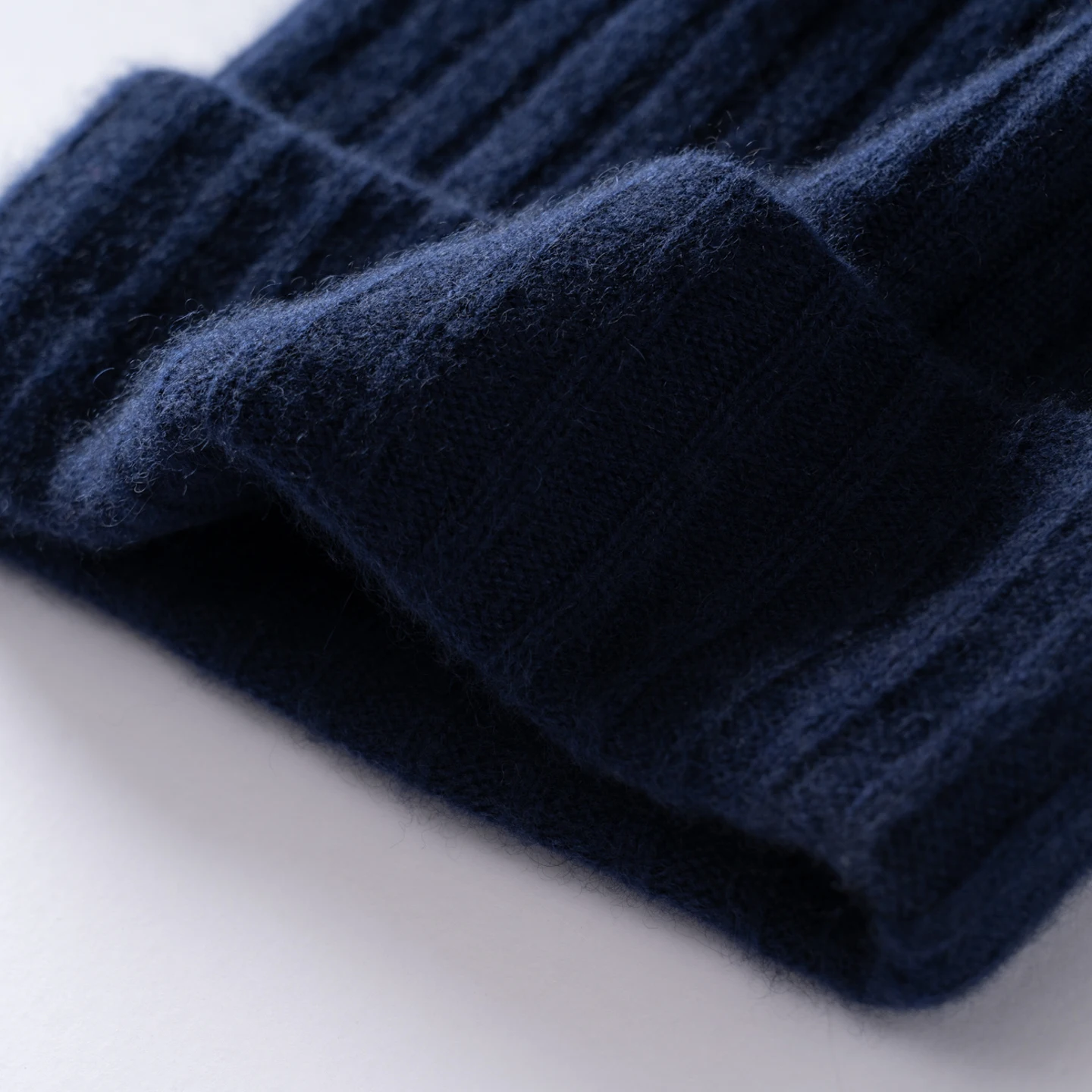 100 % hochwertige Kaschmirmütze für Damen/Herren, zweilagig, verdickt, warme Wintermütze, Outdoor-Skimütze, nahtlos gestrickte Beanie-Mütze für Unisex – Detail 31