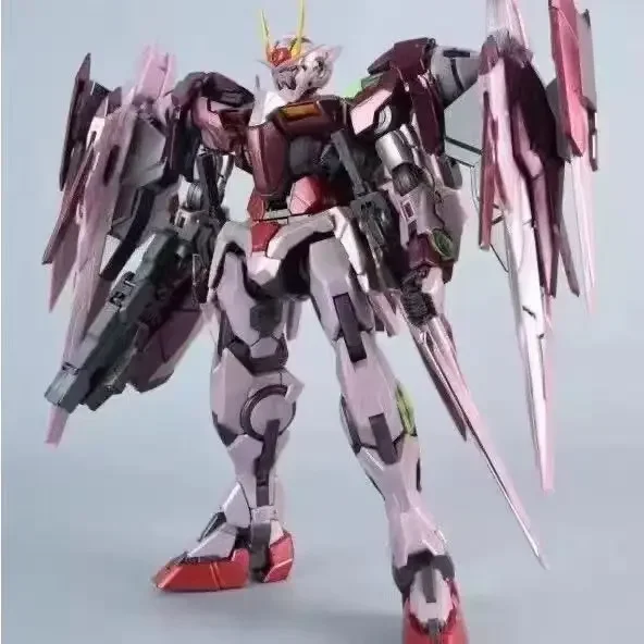 Bandai Gundam figura ensamblada de dibujos animados creativos Raid libre rojo herético oro herético juguete de modelo de juego educativo para niños