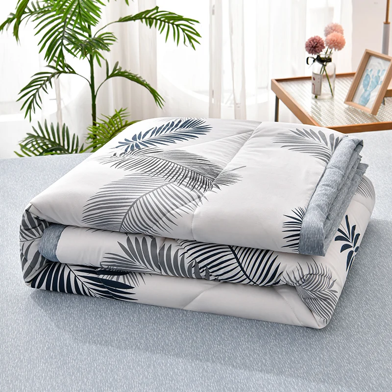 Soft Skin Friendly Summer Quilt Set or Single Quilts Lightweight Breathable Thin Comforter Sets Washable Single Double Blanket