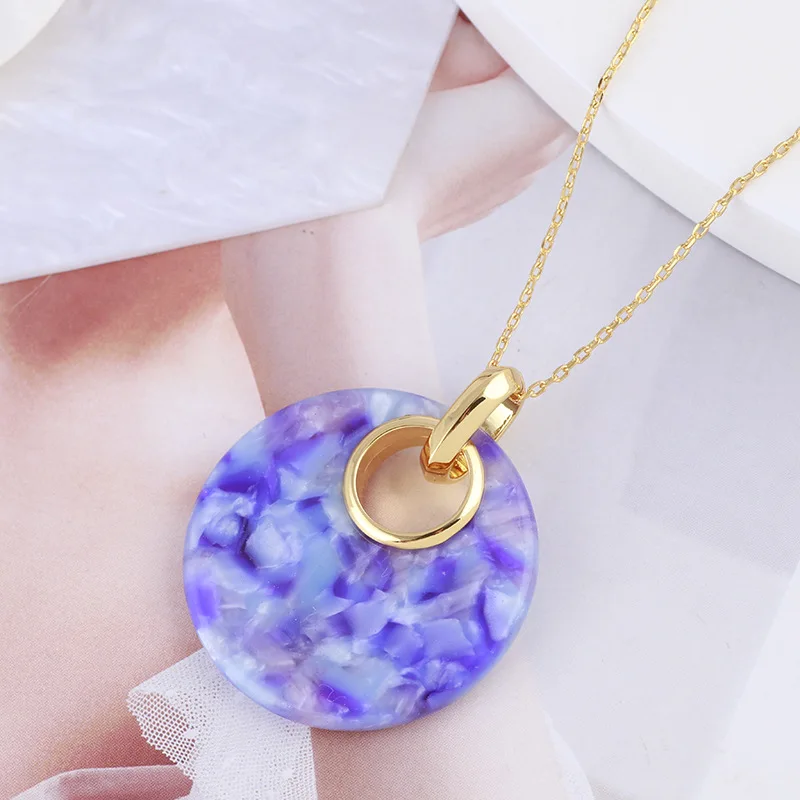 

Statement Fashion Colored Resin Smudge Pattern Round Violet Pendant Fashionable Simple Long Necklace for Women Y2k Accessories