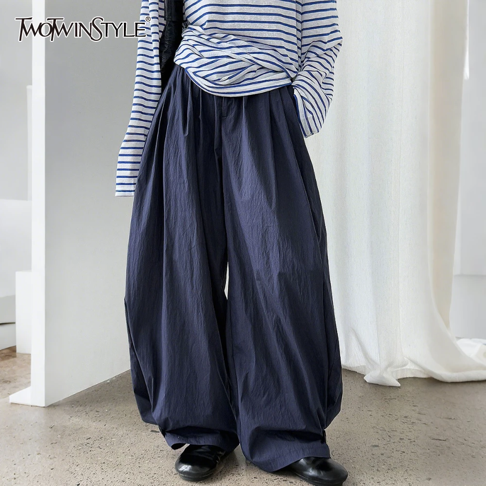 

TWOTWINSTYLE однотонные повседневные брюки со складками, женские свободные минималистичные широкие брюки с высокой талией, осенняя новая мода