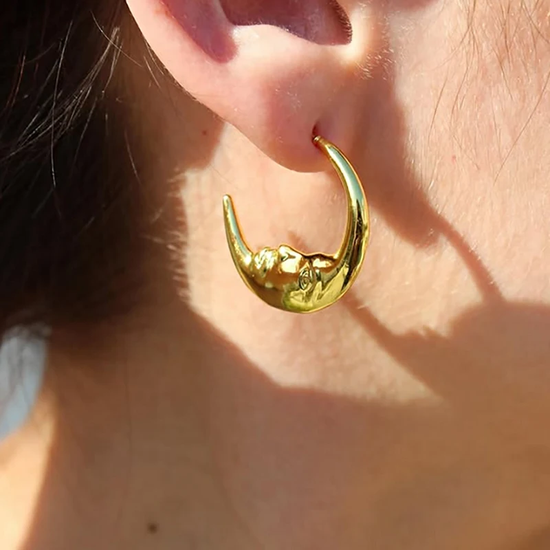 Celestial Crescent Moon Hoop Earrings for Women Gold Plated Luna Men Face Piercing Stud Earring Sophisticated Female Ear Jewelry
