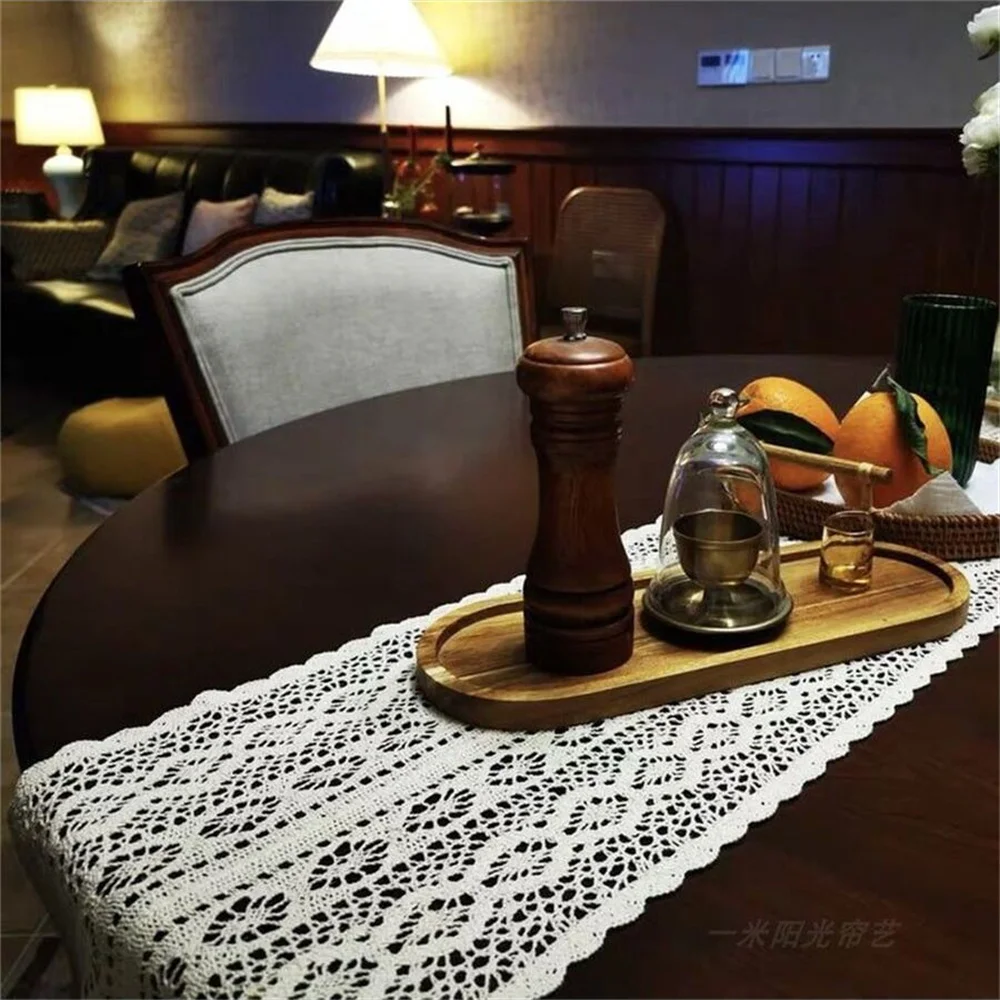 White Handmade Cotton Crocheted Tablecloth Lace Doilies Flower Table Runner For Home Coffee Shop Table Decoration 1PCS/Lot