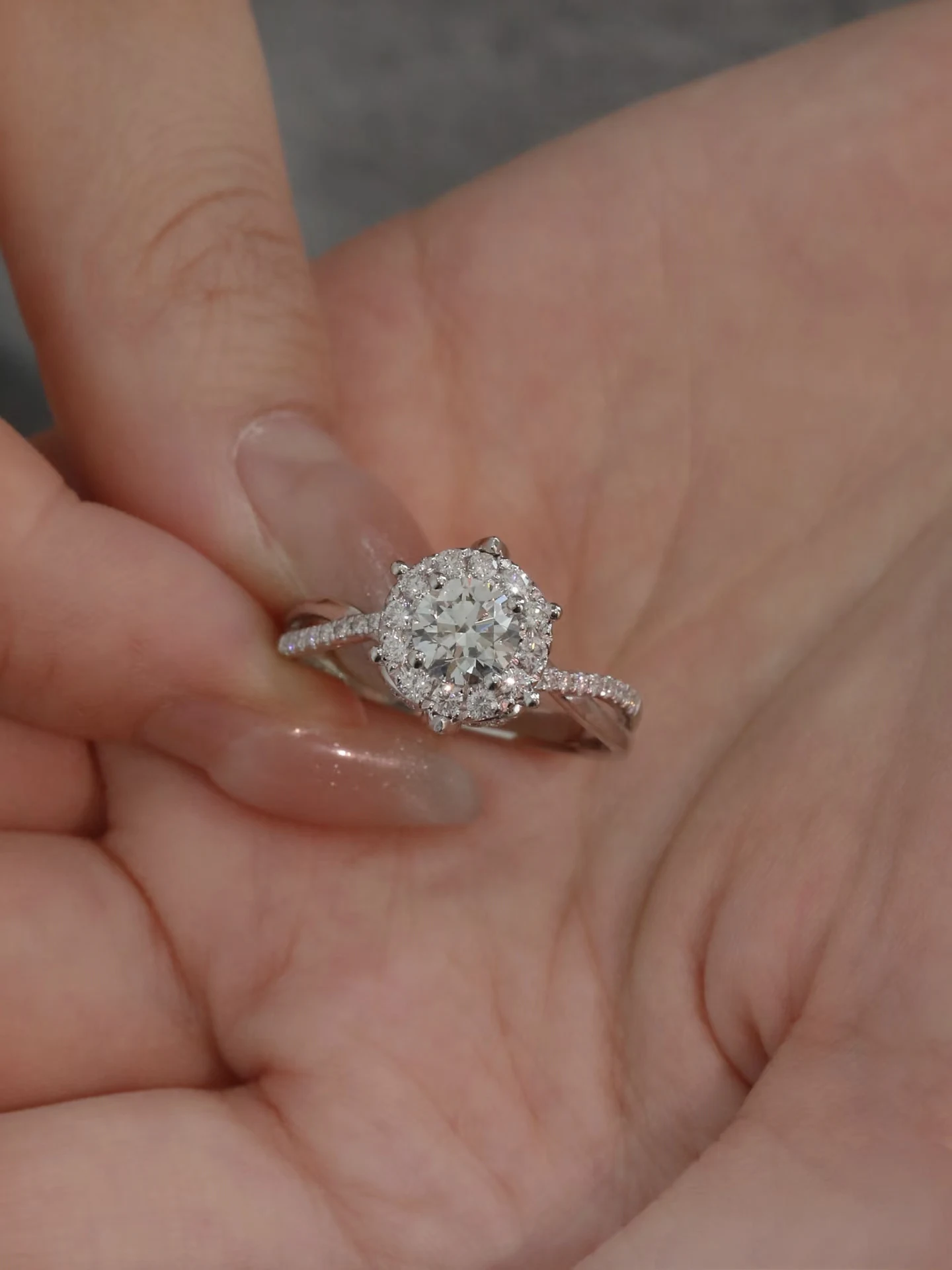 

Свадебный комплект с цветочной короной и муассанитом, дизайнерские кольца из платины 18K 14K 9K и PT950, подходящие на заказ обручальные кольца