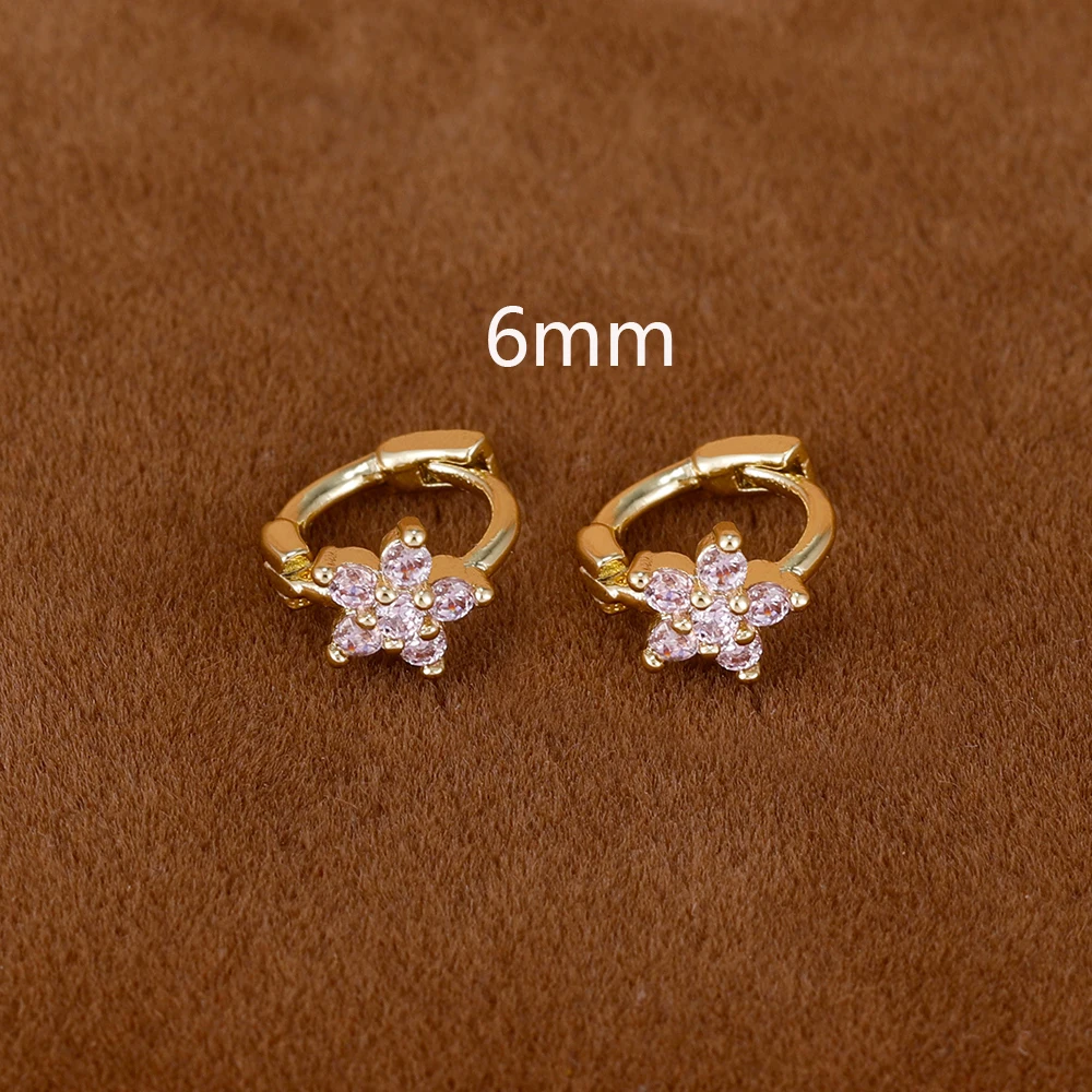 2er-Set schlichte, modische Blumen-Huggie-Creolen 6MM 8MM mit kleinen Zirkonia-Kristallen für Knorpel- und Ohrstecker-Piercings – Detail 8
