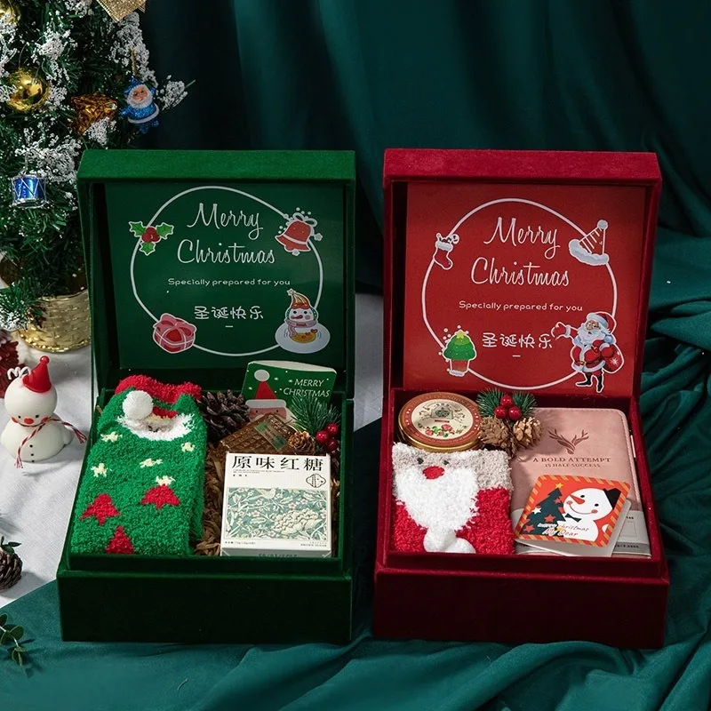 Christmas gift set with high-end creative velvet square box and souvenirs, practical Christmas Eve gift box