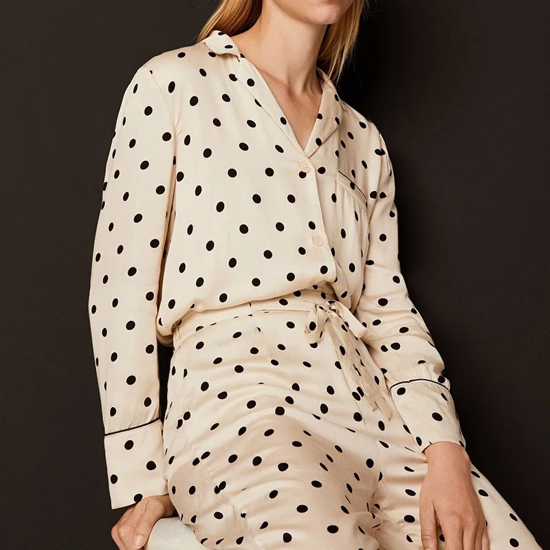 Polka dot oat pajamas men's and women's thin suits cotton and silk loungewear can be worn outside couple pajamas