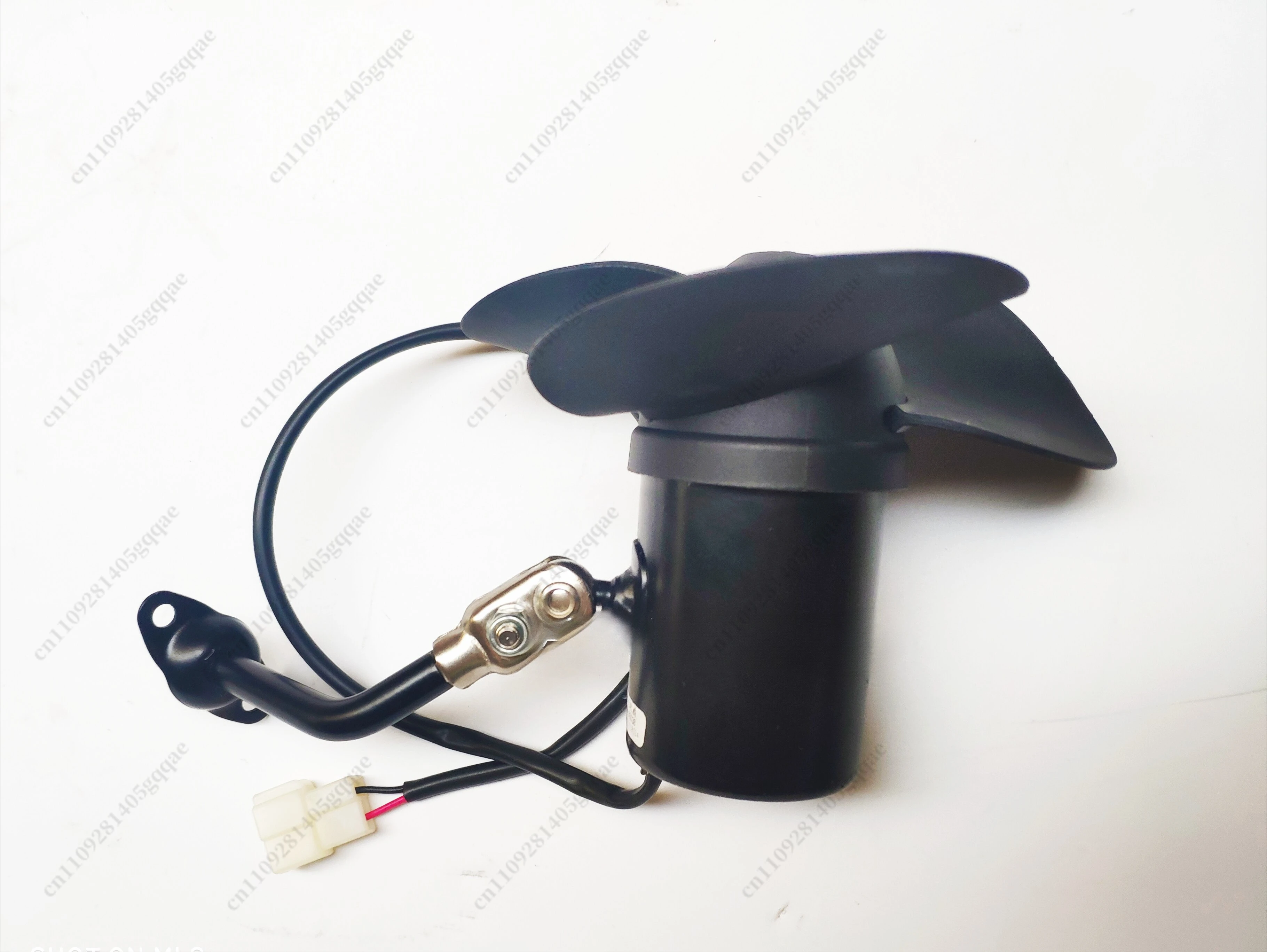 Geeignet für Buszubehör, Busfahrer-Ventilator, 12V/24V Weichflügelventilator, Silikon-Weichflügel – Detail 3