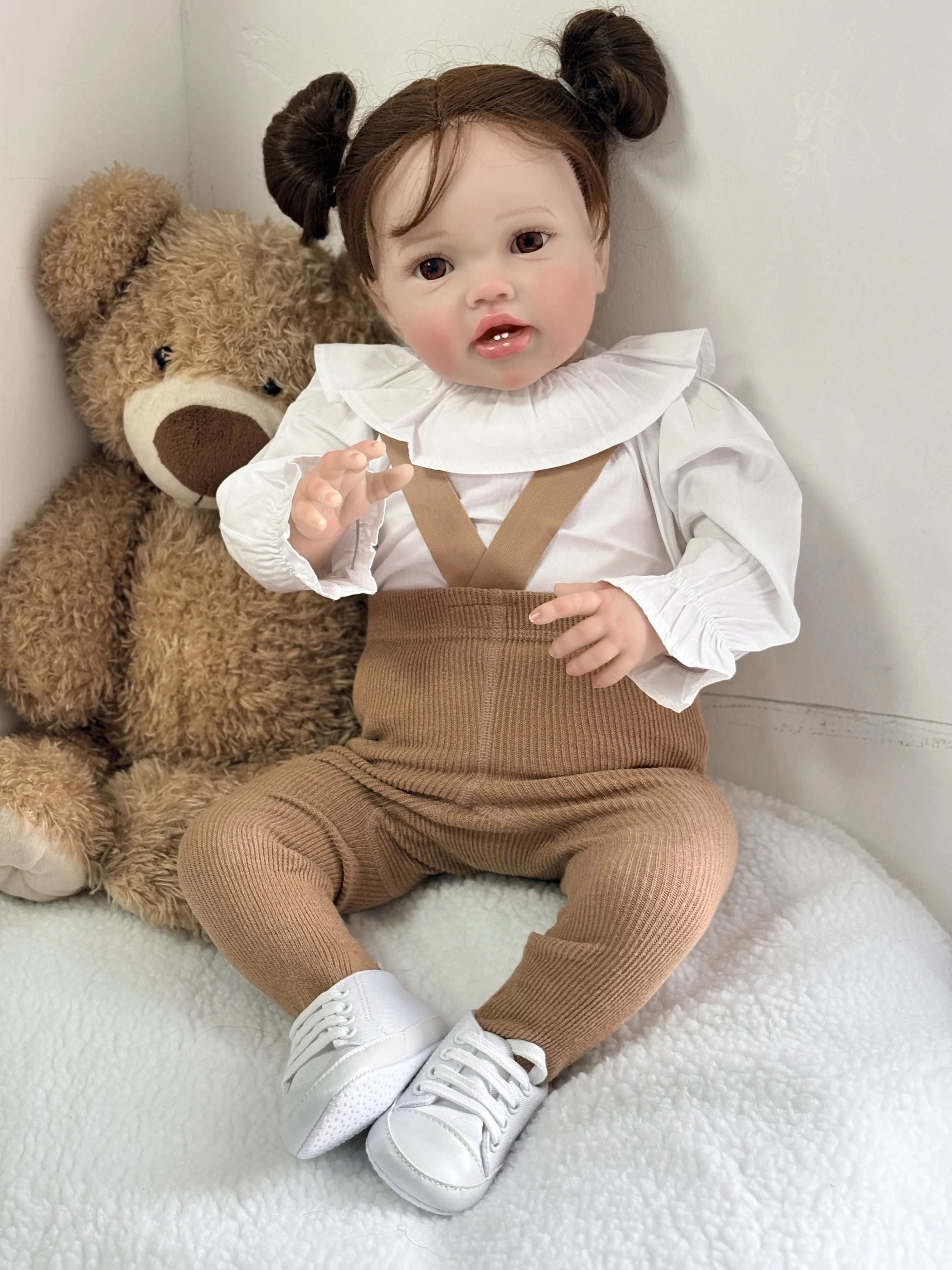 60CM Reborn Lottie Hand Painted 3D Skin Realistic Baby Toddler Baby Princess Girl Lifelike Soft Touch Bebe Dolls Gift for Xmas