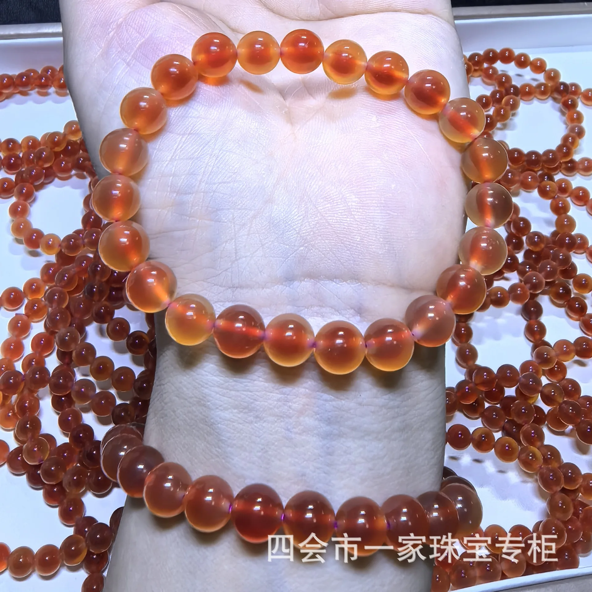 

Натуральный оранжевый мягкий браслет из агата в форме сердца с конфетами, акция