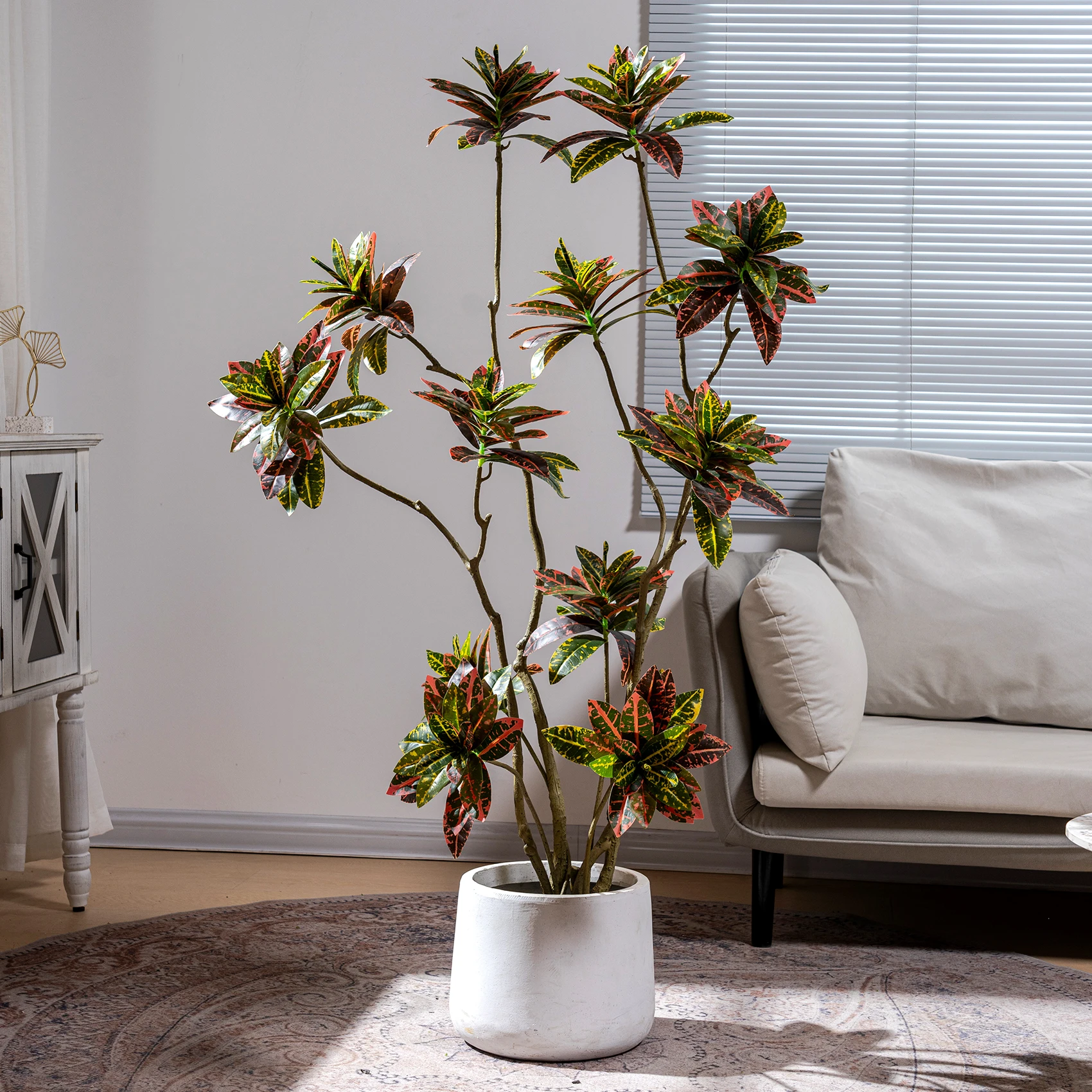 

Small Indoor Decorative Bonsai Codiaeum Variegatum Simulated Tree Greenery Artificial PE Live Potted Plastic Green Indoor Branch