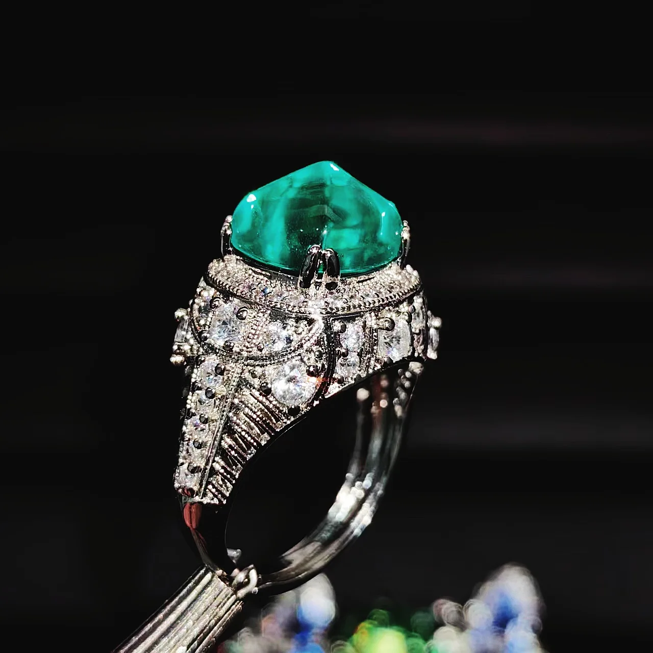 Foydjew Luxury Elegant Multicolor Green Sugar Tower Crystal Rings Female Fashion All Match Silver Color Jewelry For Women