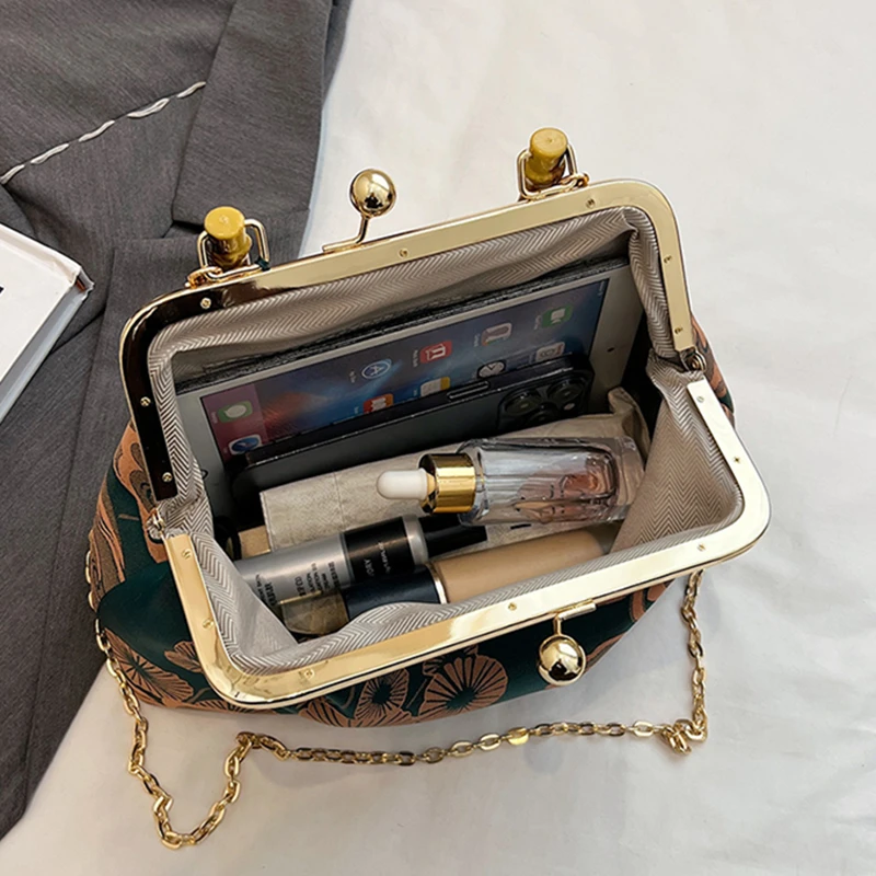 New Luxury Women Party Dinner Bag Retro Ladies Dinner Bag Elegant Wooden handle Simple Formal Gorgeous Crossbody Daily use Purse