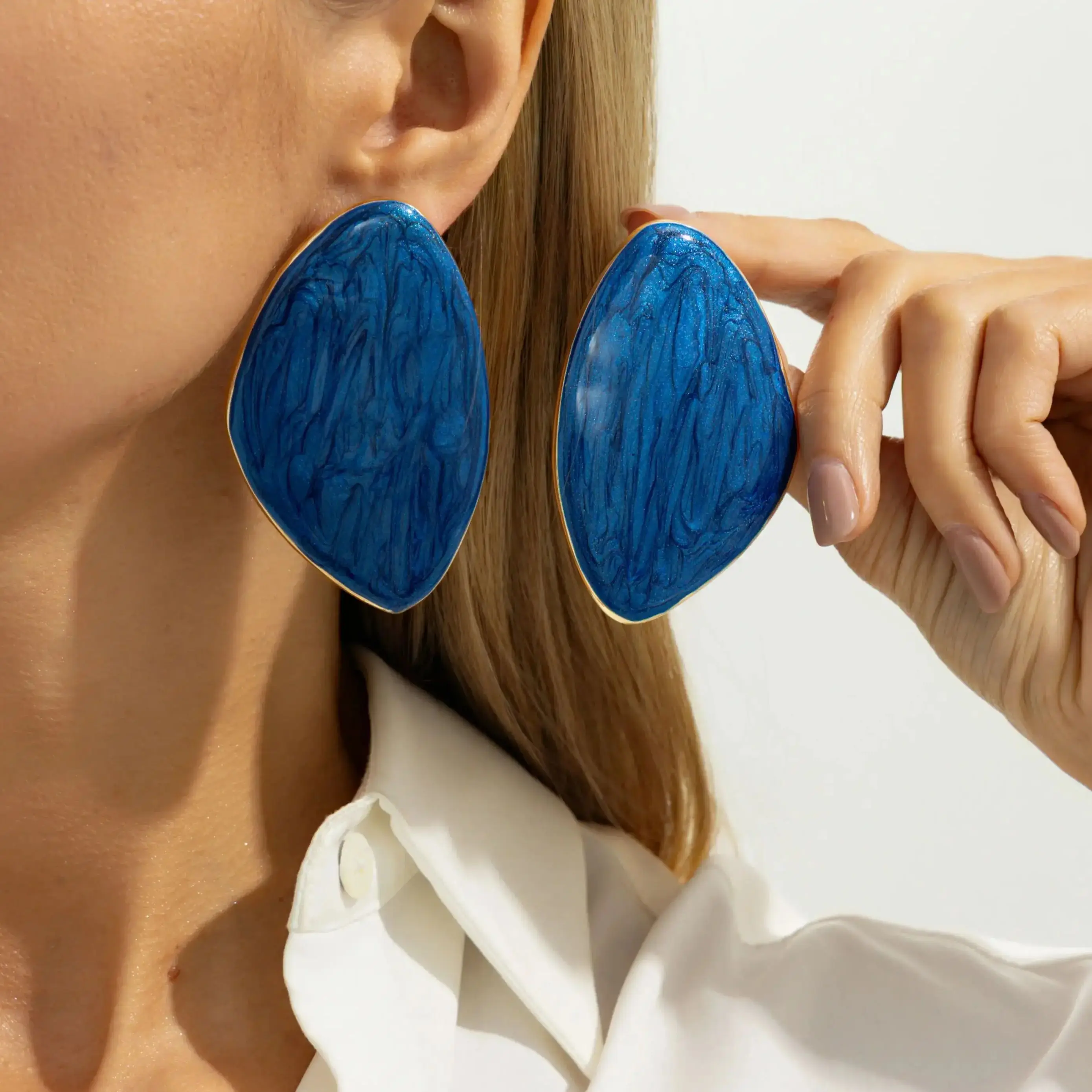 Women's 6 Styles Trendy Geometric Multicolor Triangle Stud Earrings Retro Drip Oil Simple Style Daily Wear Ear Jewelry