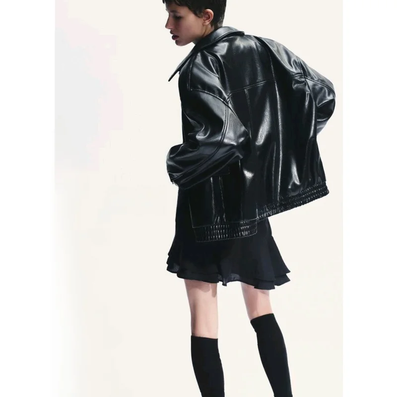 เสื้อโค้ทหนัง PU ทรงนักบินสำหรับผู้หญิง รุ่นใหม่ ฤดูใบไม้ร่วง แขนยาว สไตล์ลำลอง ความยาวปกติ ผลิตจากเส้นใยโพลีเอสเตอร์ เสื้อคลุมสำหรับผู้หญิง