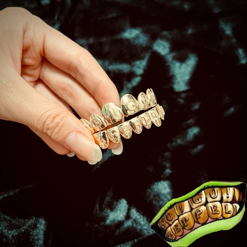 

Аниме-аксессуар для косплея по мотивам STEEL BALL RUN SBR: Медные зубные протезы Джулиуса Цезаря Зеппели / Гироскопа Зеппели для Хэллоуина и карнавальных вечеринок