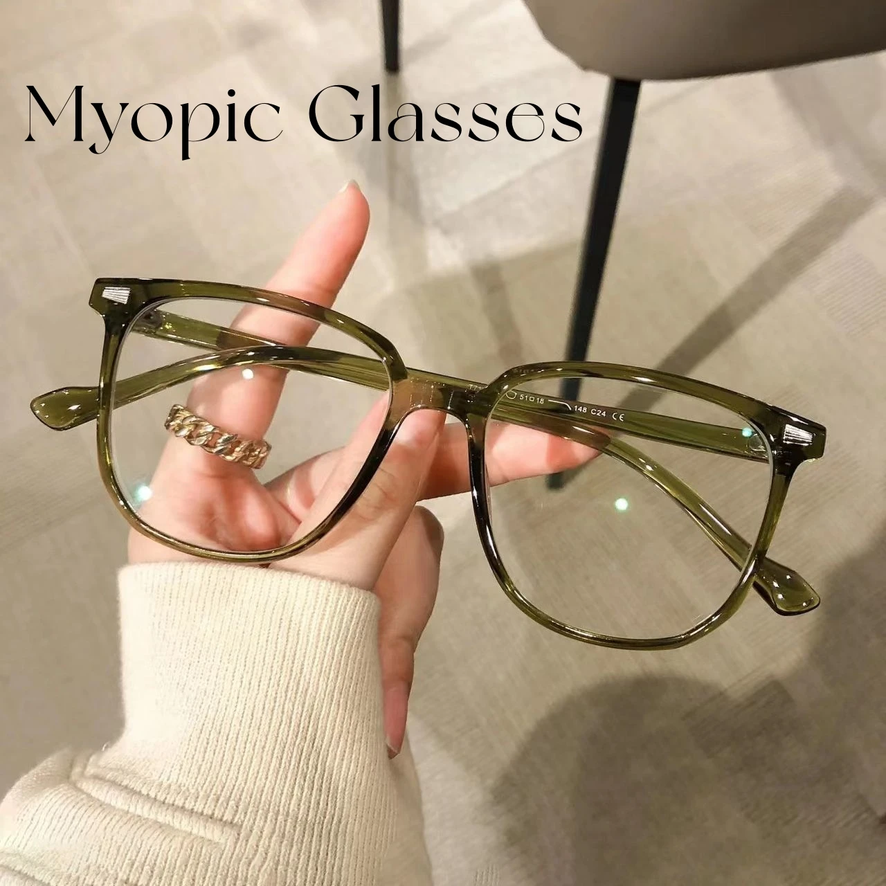 

New Trend Ultra Light Myopic Glasses for Women Vintage Oversized Round Frame Eyewear Blue Light Blocking Near Sight Eyeglasses