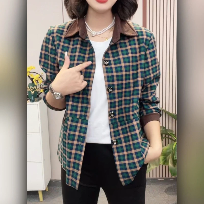 Popular Plaid Short Jacket Mom's Outfit Spring and Autumn New Style Shirt Collar Shirt Outerwear Middle-aged Loose Outerwear