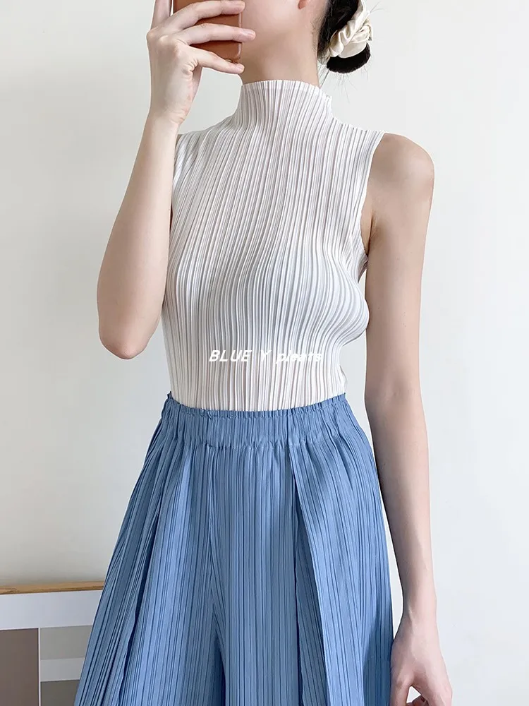 Miyake Pleated Women Basic Classic Tops Models Turtleneck Women Sleeveless Elegant Causal T-shirt Vest Designer Fashion Clothes