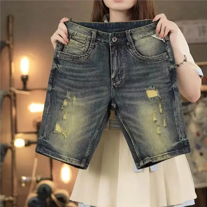 

Новые летние шорты высокого класса, мужские ретро ностальгические синие рваные брюки среднего размера с вышивкой, брендовые короткие джинсовые бермуды, короткие джинсы