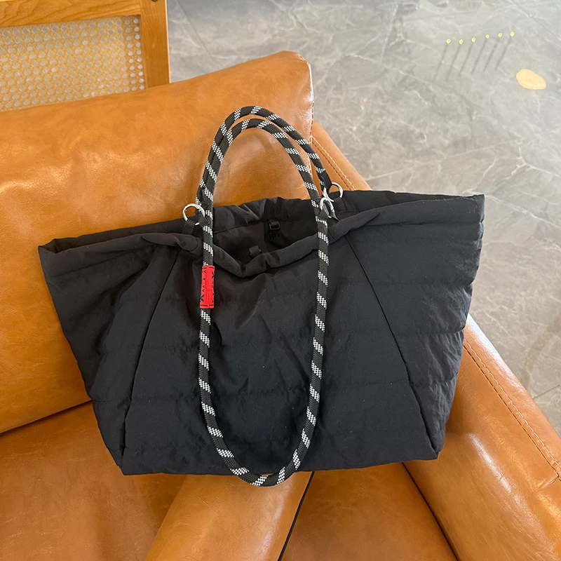 Simple Sporty Nylon Shoulder Bag Extra-large And Thickened Waterproof Tote Bag Perfect For Everyday Shopping, Travel And Leisure